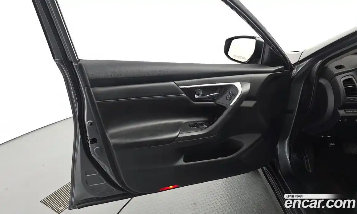 Nissan Altima 2018 2.5 гидро в Москве № 1617910, фото 14