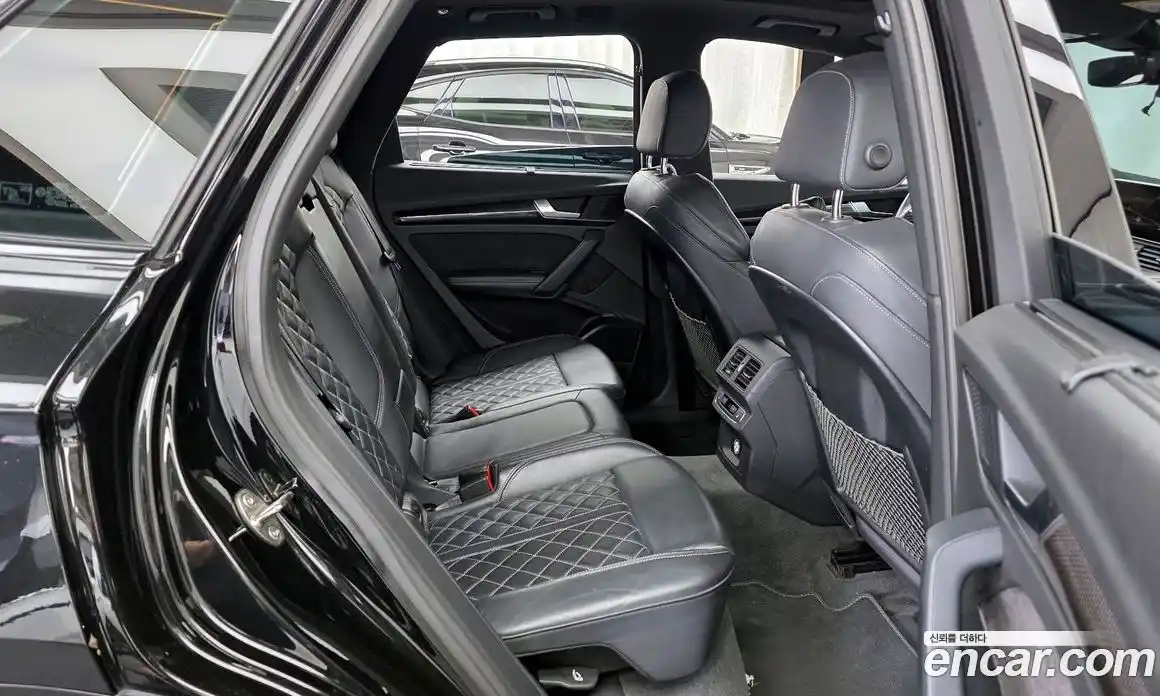 Audi SQ5 2020 3.0 гидро в Москве № 1618006, фото 18