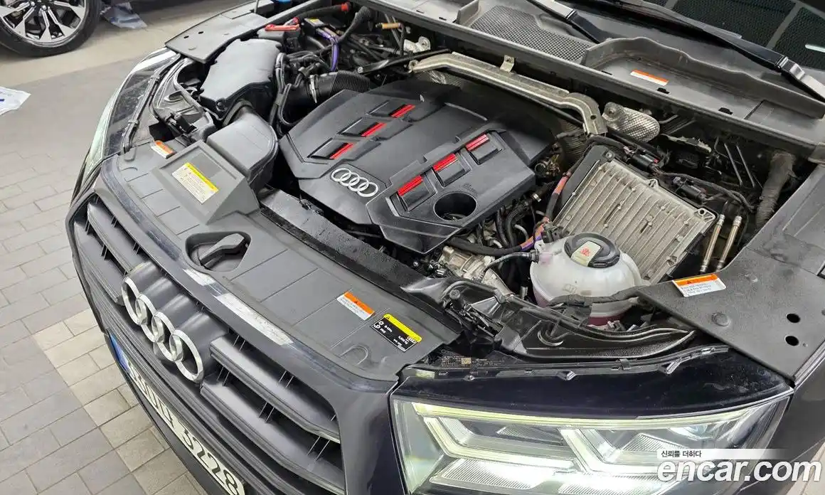Audi SQ5 2020 3.0 гидро в Москве № 1618006, фото 6