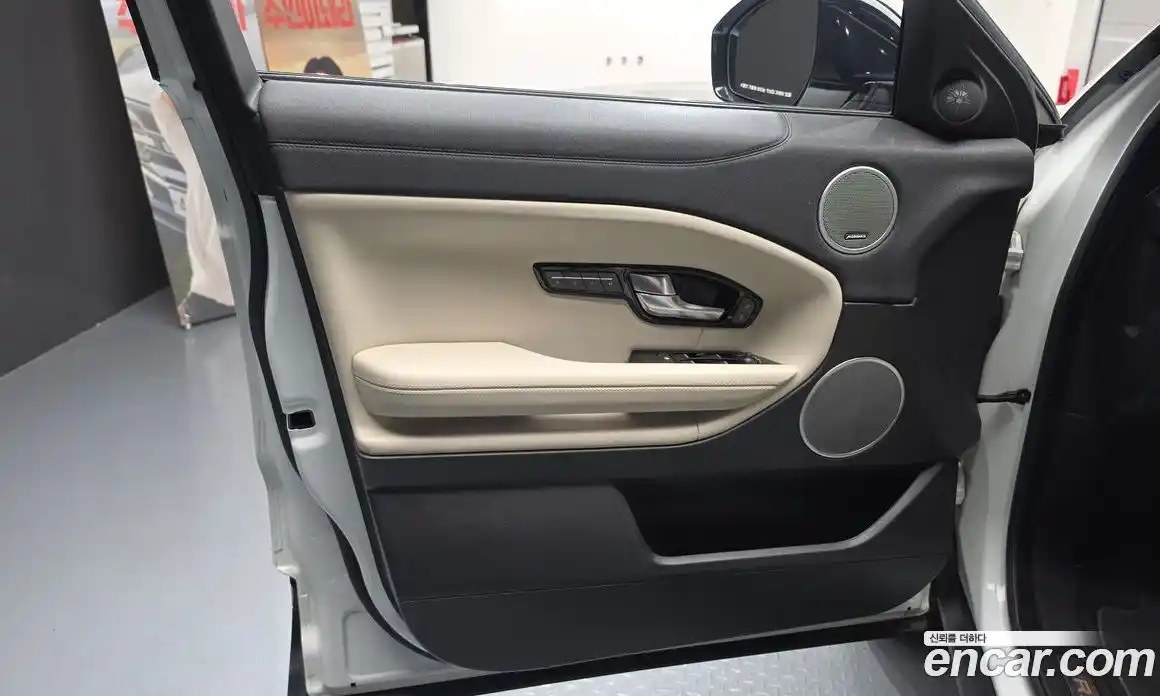 Land Rover Range-Rover Evoque 2018 2.0 гидро в Москве № 1619498, фото 14