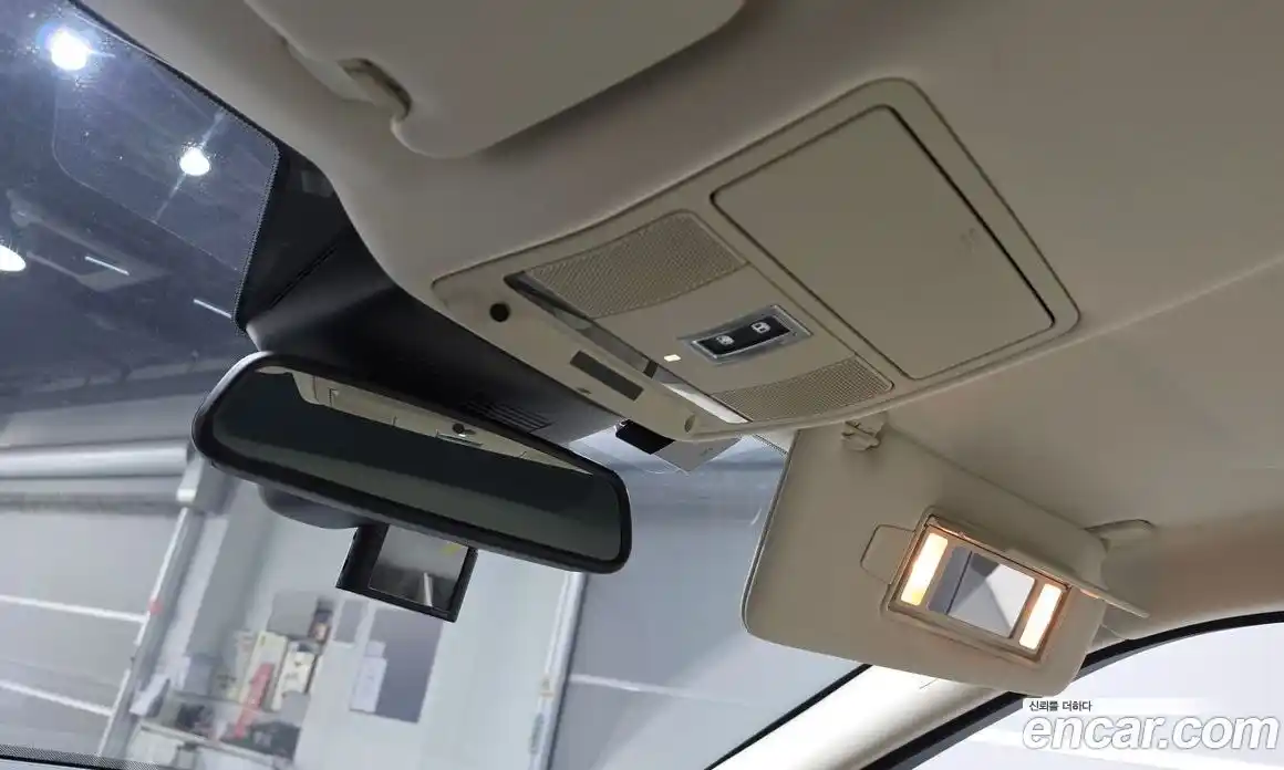 Land Rover Range-Rover Evoque 2018 2.0 гидро в Москве № 1619498, фото 28
