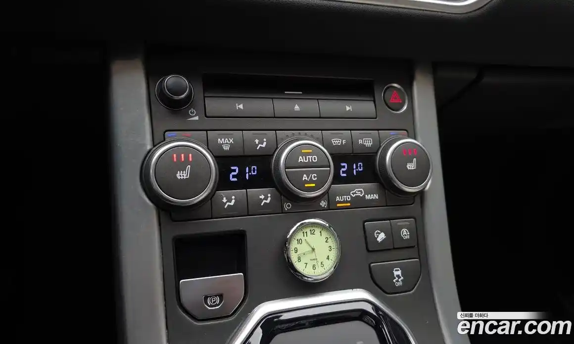 Land Rover Range-Rover Evoque 2018 2.0 гидро в Москве № 1619498, фото 30