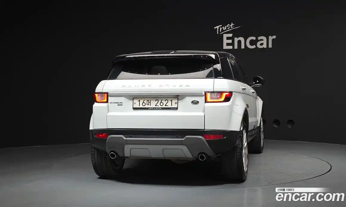 Land Rover Range-Rover Evoque 2018 2.0 гидро в Москве № 1619498, фото 4