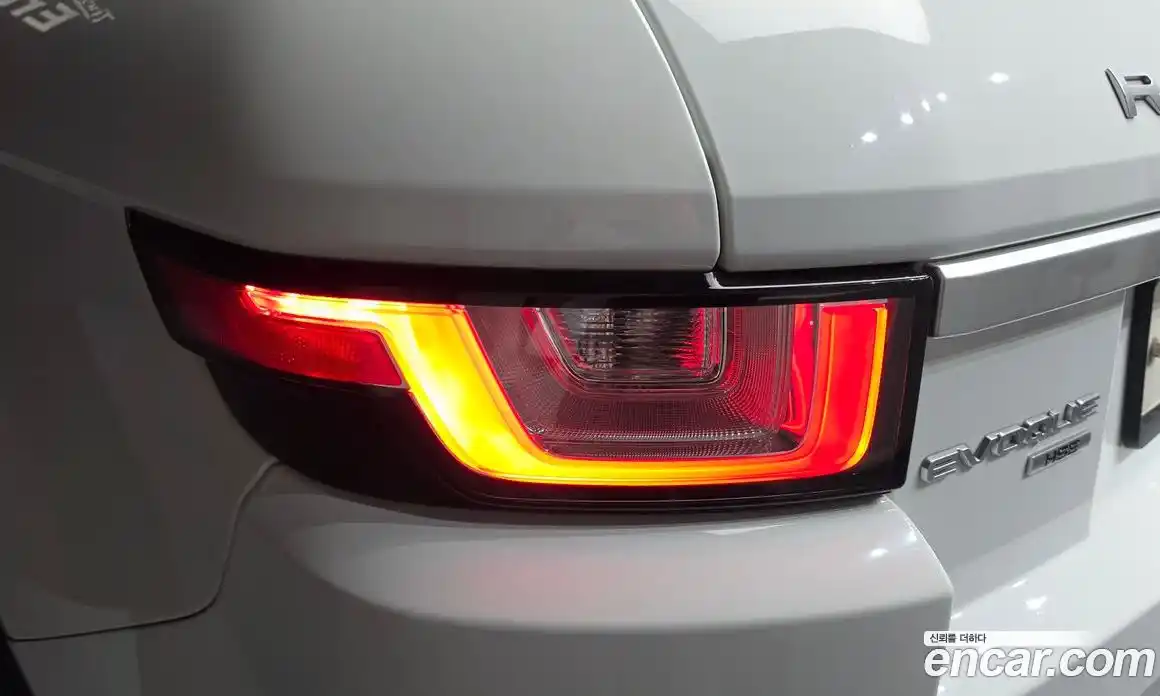 Land Rover Range-Rover Evoque 2018 2.0 гидро в Москве № 1619498, фото 9