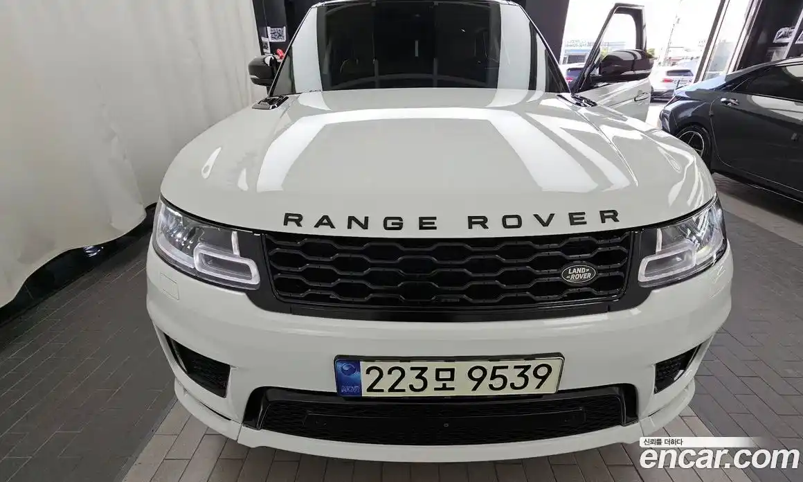 Land Rover Range-Rover Sport 2021 3.0 гидро в Москве № 1619631, фото 28