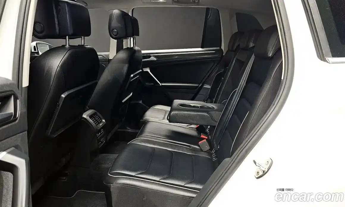 Volkswagen Tiguan 2018 2.0 гидро в Москве № 1623240, фото 16