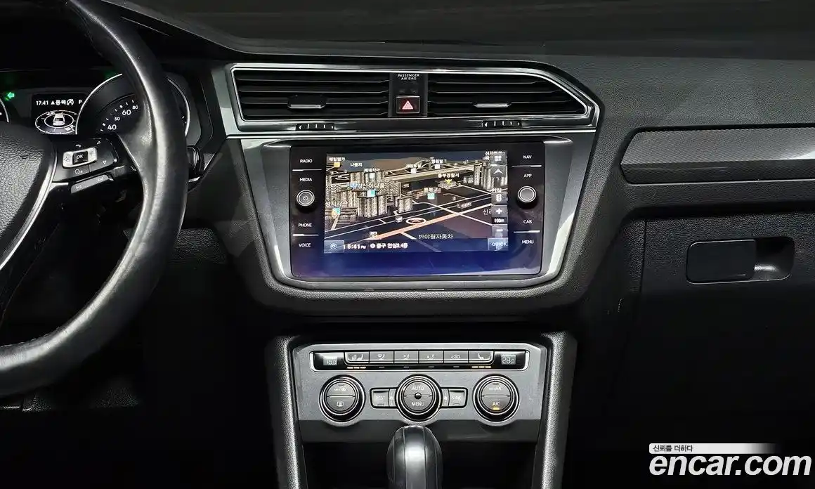 Volkswagen Tiguan 2018 2.0 гидро в Москве № 1623240, фото 18