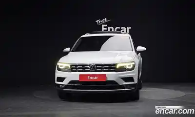 Volkswagen Tiguan 2018 2.0 гидро в Москве № 1623240, миниатюра 2