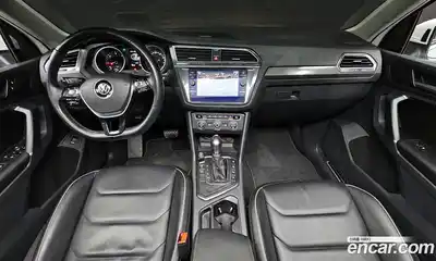 Volkswagen Tiguan 2018 2.0 гидро в Москве № 1623240, миниатюра 9