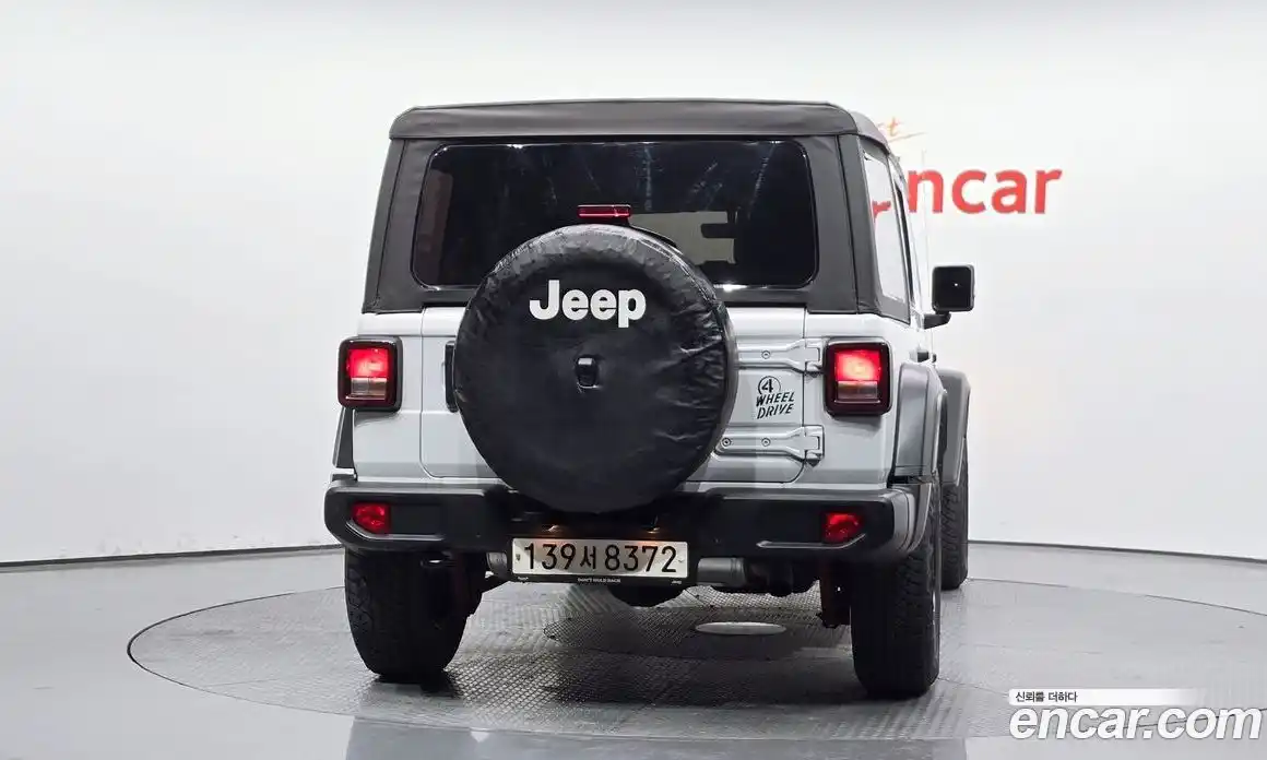 Jeep Wrangler 2020 2.0 гидро в Москве № 1623841, фото 4