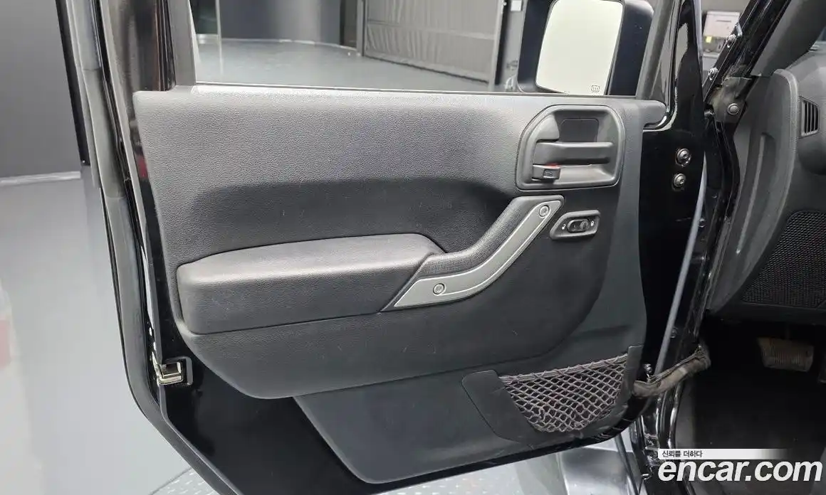 Jeep Wrangler 2017 3.6 гидро в Москве № 1624162, фото 13