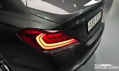 Genesis G70 2018 2.0 гидро в Москве № 1685479, миниатюра 9
