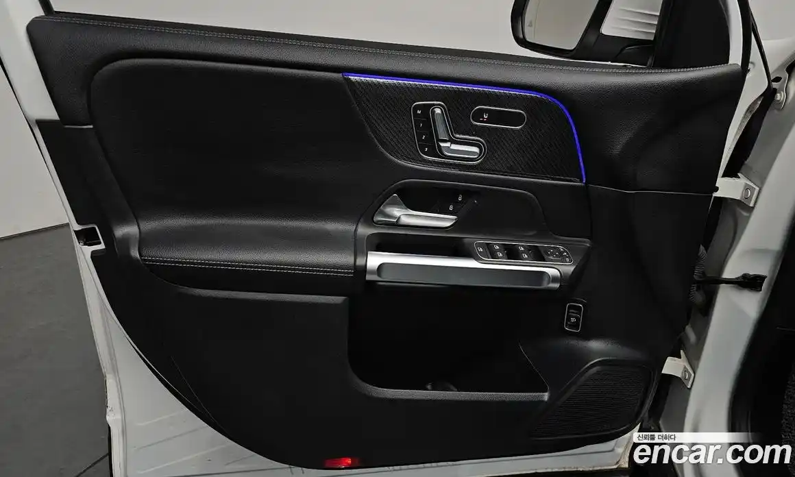 Mercedes-Benz GLB-Class 2021 2.0 гидро в Москве № 1690454, фото 13