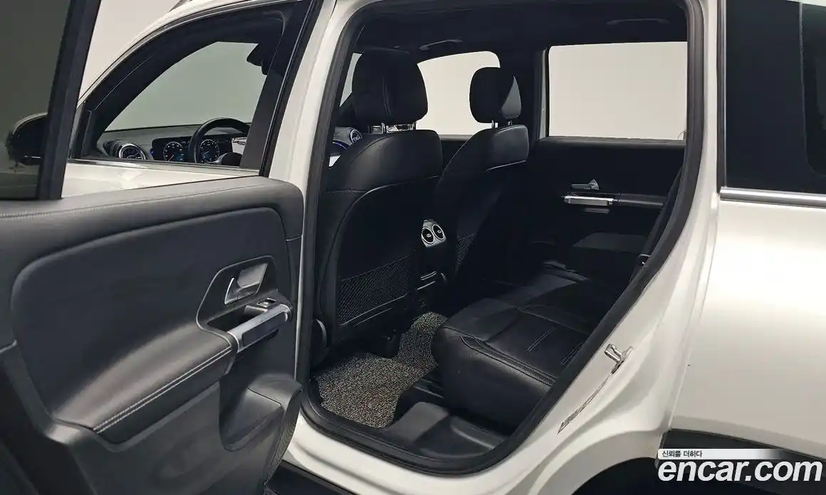 Mercedes-Benz GLB-Class 2021 2.0 гидро в Москве № 1690454, фото 16