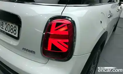 Mini Cooper 2023 1.5 гидро в Москве № 1692336, миниатюра 9
