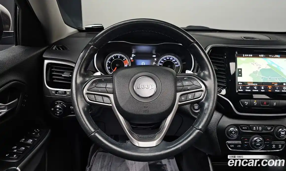 Jeep Cherokee 2020 2.4 гидро в Москве № 169837, фото 15