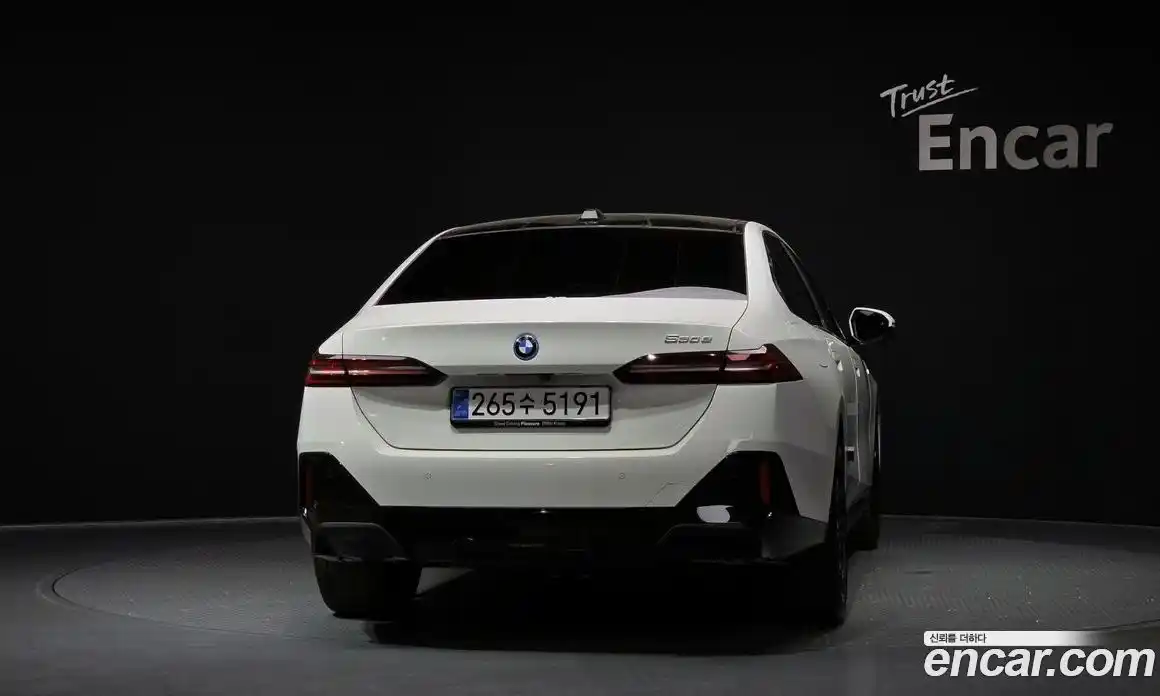BMW 5-Series 2025 2.0 гидро в Москве № 1761918, фото 4