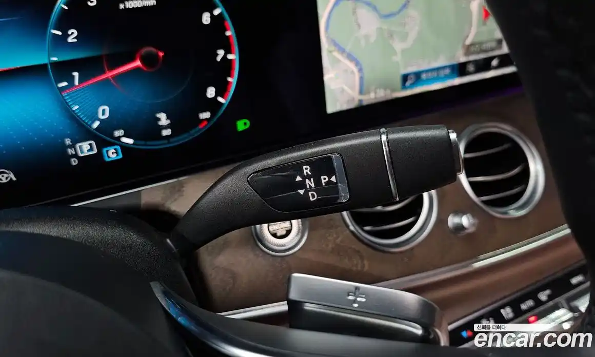 Mercedes-Benz E-Class 2023 2.0 гидро в Москве № 1762341, фото 12