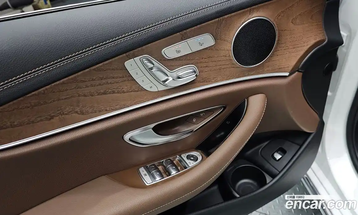 Mercedes-Benz E-Class 2023 2.0 гидро в Москве № 1762341, фото 16