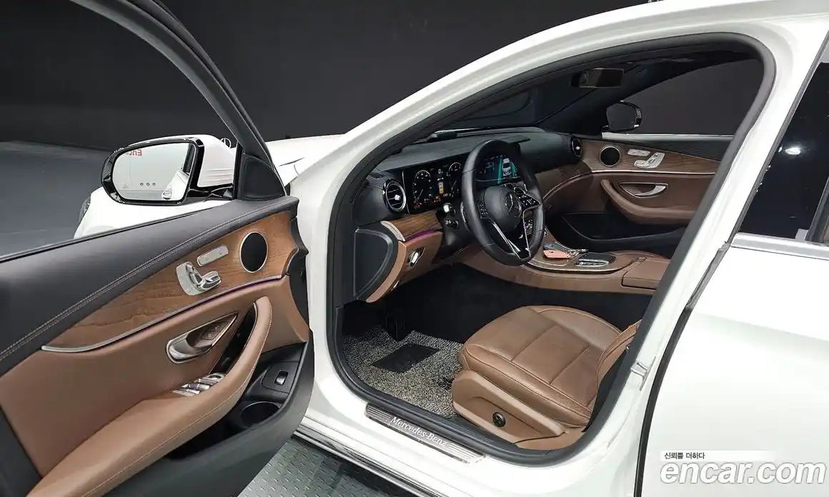 Mercedes-Benz E-Class 2023 2.0 гидро в Москве № 1762341, фото 17