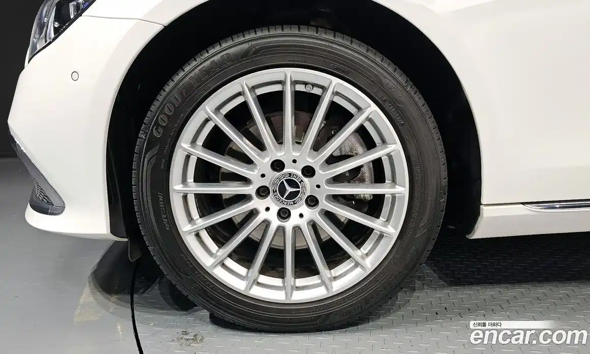 Mercedes-Benz E-Class 2023 2.0 гидро в Москве № 1762341, фото 5