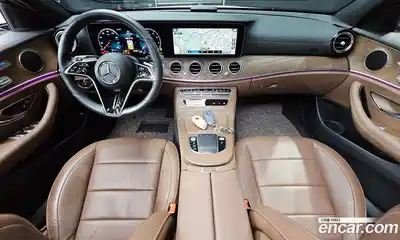 Mercedes-Benz E-Class 2023 2.0 гидро в Москве № 1762341, миниатюра 10