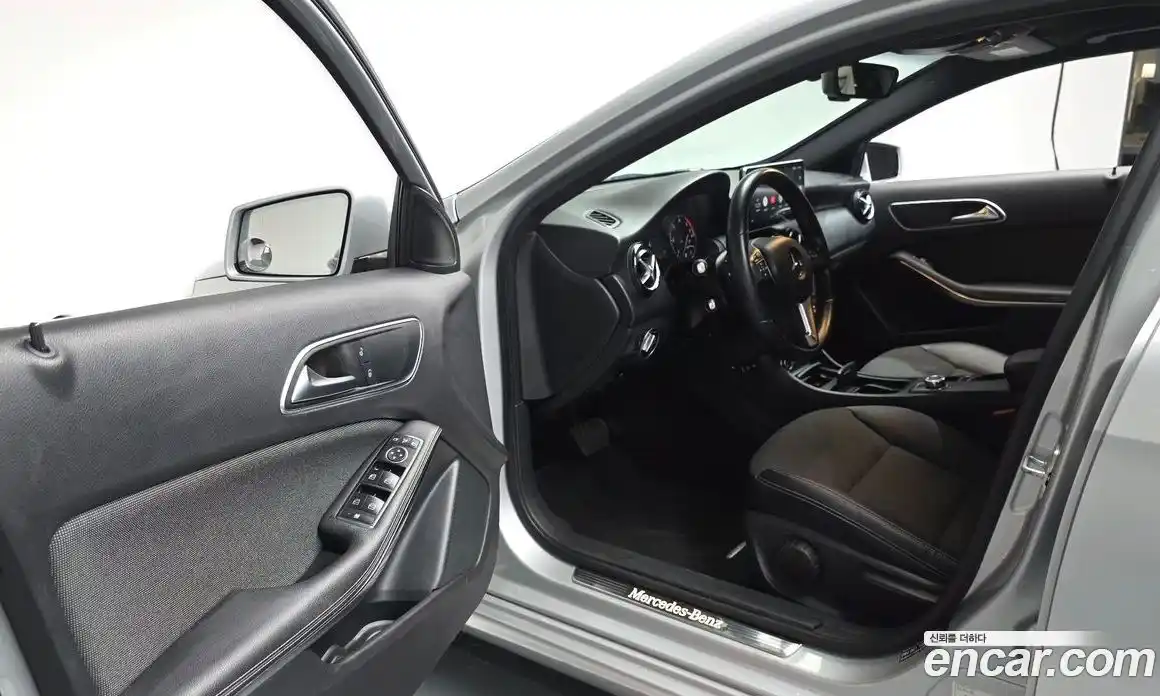 Mercedes-Benz A-Class 2013 1.8 гидро в Москве № 1762391, фото 12