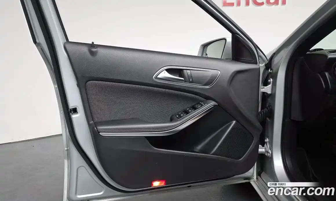Mercedes-Benz A-Class 2013 1.8 гидро в Москве № 1762391, фото 13