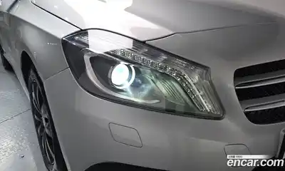 Mercedes-Benz A-Class 2013 1.8 гидро в Москве № 1762391, миниатюра 7