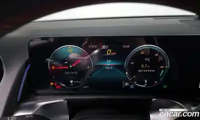 Mercedes-Benz GLB-Class 2021 2.0 гидро в Москве № 1762684, миниатюра 11