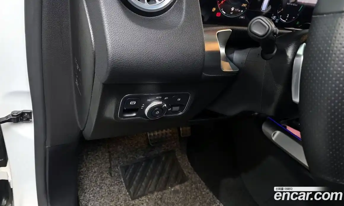 Mercedes-Benz GLB-Class 2021 2.0 гидро в Москве № 1762684, фото 36