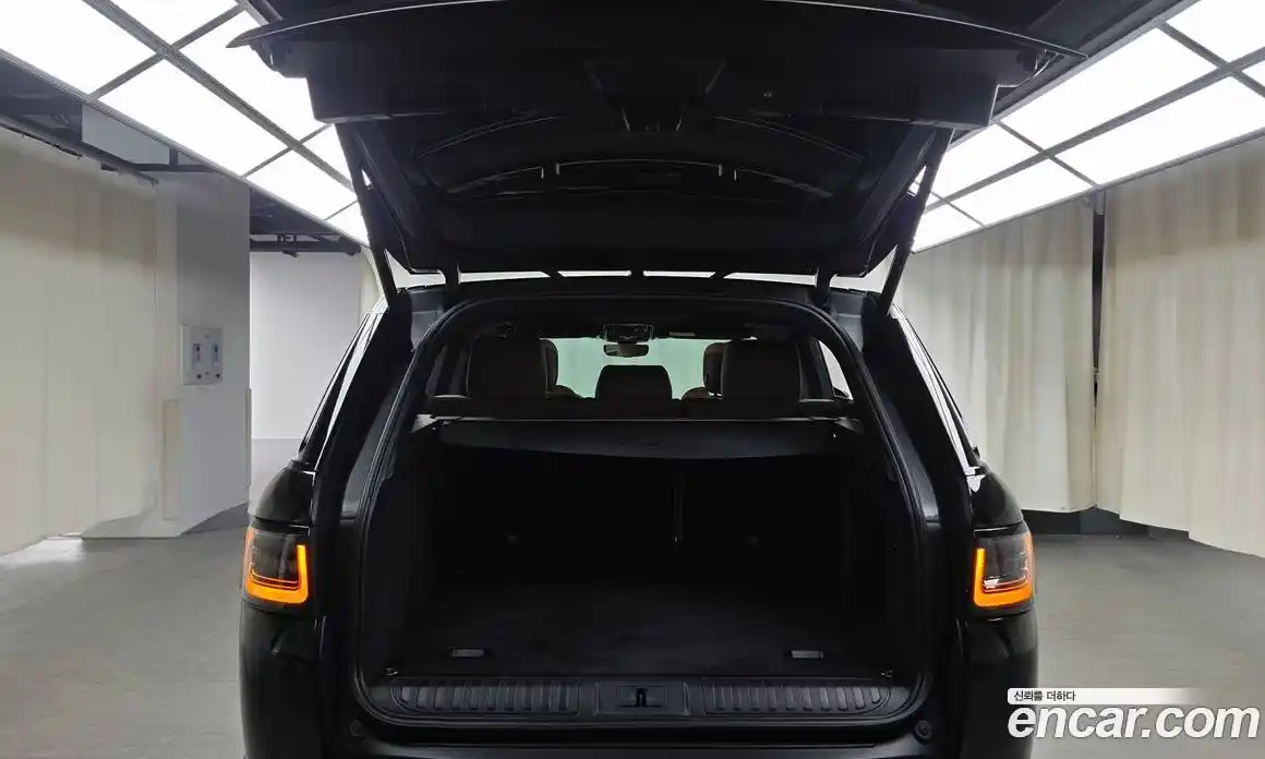 Land Rover Range-Rover Sport 2021 3.0 гидро в Москве № 1764038, фото 26