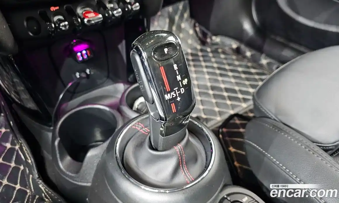 Mini Cooper 2019 2.0 гидро в Москве № 1764423, фото 12