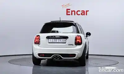 Mini Cooper 2019 2.0 гидро в Москве № 1764423, миниатюра 4