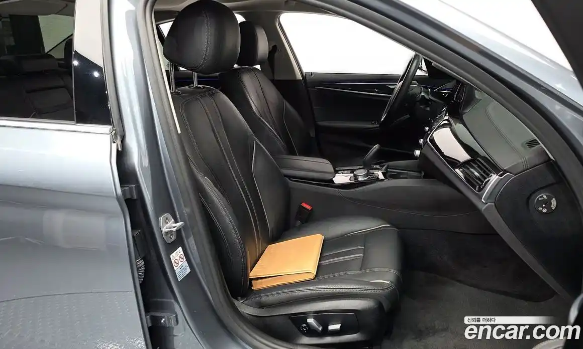 BMW 5-Series 2018 2.0 гидро в Москве № 1830843, фото 11