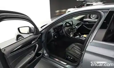 BMW 5-Series 2018 2.0 гидро в Москве № 1830843, миниатюра 10