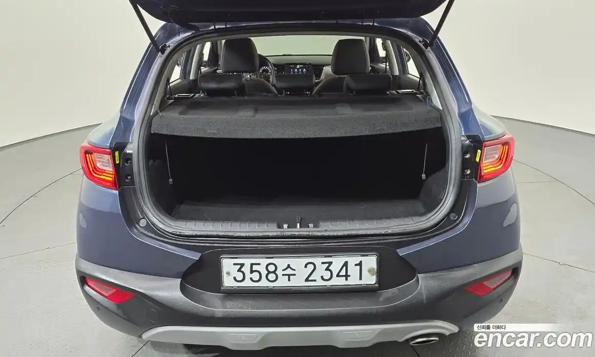 Kia Stonic 2020 1.4 гидро в Москве № 1831664, фото 20
