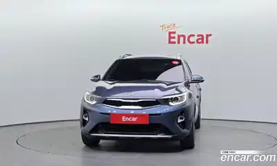 Kia Stonic 2020 1.4 гидро в Москве № 1831664, миниатюра 3