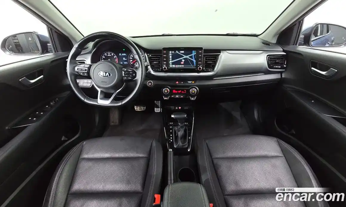 Kia Stonic 2020 1.4 гидро в Москве № 1831664, фото 7