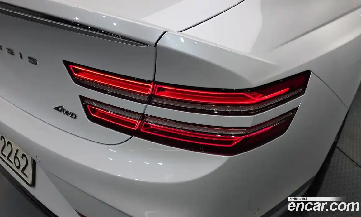 Genesis G80 2024 2.5 гидро в Москве № 1832198, фото 9