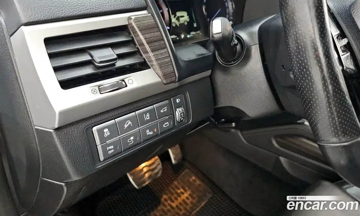 SsangYong Rexton 2017 2.2 гидро в Москве № 1833114, фото 16