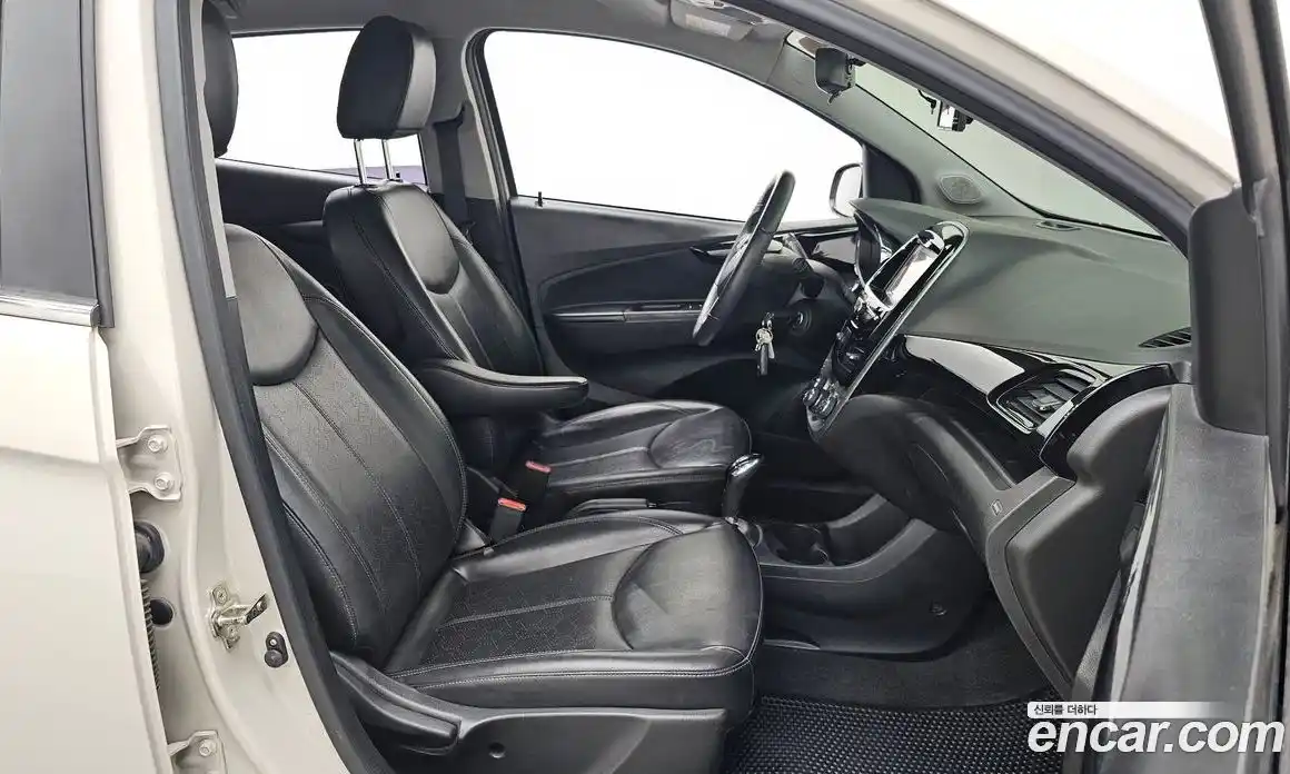 Chevrolet Spark 2015 1.0 гидро в Москве № 1833735, фото 16