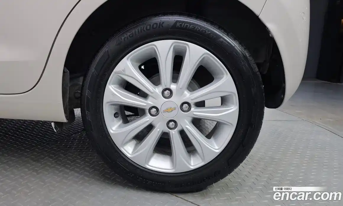 Chevrolet Spark 2015 1.0 гидро в Москве № 1833735, фото 6