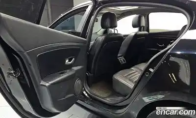Renault SM3 2015 1.6 гидро в Москве № 1835053, миниатюра 12