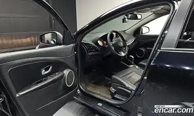Renault SM3 2015 1.6 гидро в Москве № 1835053, миниатюра 10