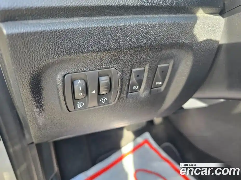 Renault QM3 2016 1.5 гидро в Москве № 1835210, фото 11