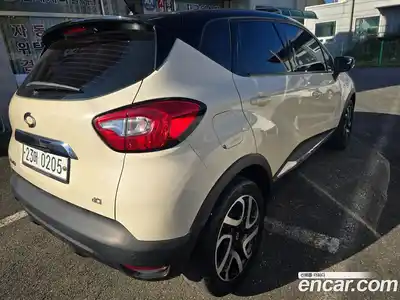 Renault QM3 2016 1.5 гидро в Москве № 1835210, миниатюра 2