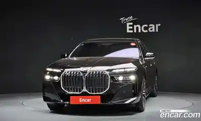 BMW 7-Series 2024 3.0 гидро в Москве № 1835575, миниатюра 3