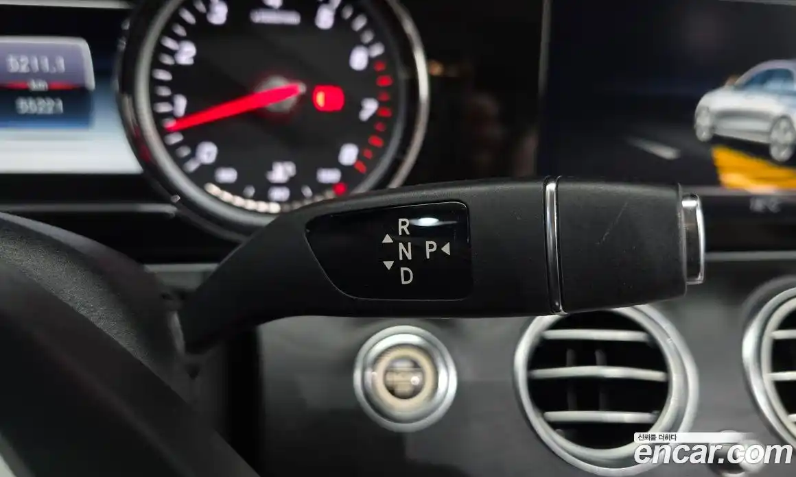 Mercedes-Benz E-Class 2017 2.0 гидро в Москве № 1835868, фото 11