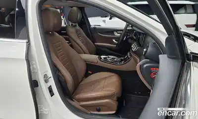Mercedes-Benz E-Class 2017 2.0 гидро в Москве № 1835868, миниатюра 12